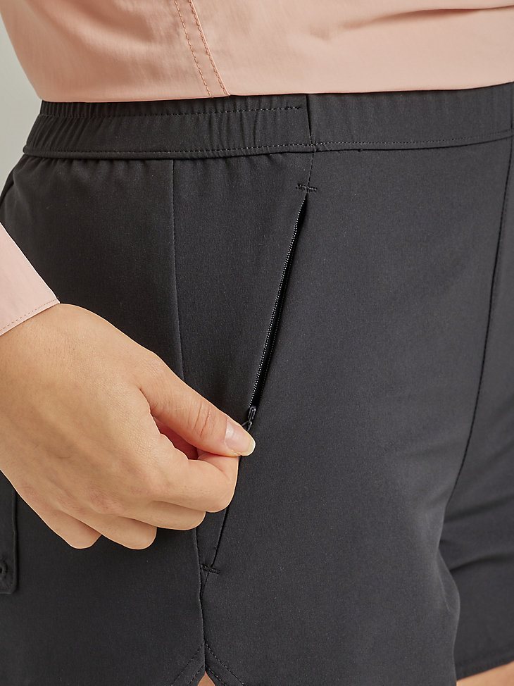 ATG Wrangler Angler Women's Wingsail Short in Black