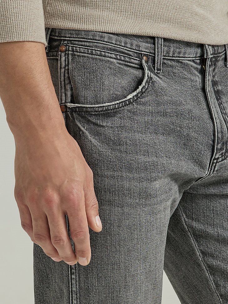Men's Wrangler Slim Straight Jean in Light Grey Wash