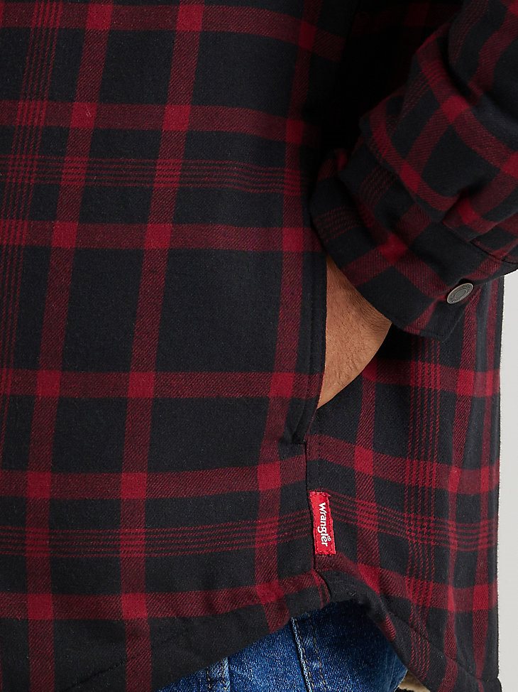Men's Wrangler Heavyweight Plaid Sherpa Lined Shirt Jacket in Midnight