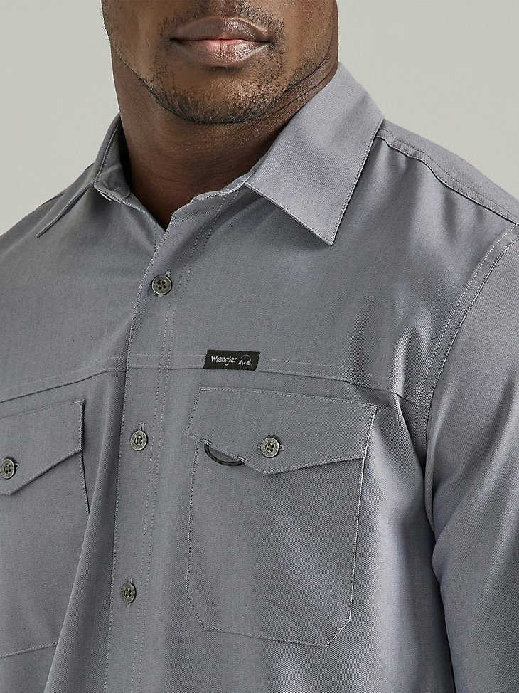 Men's Utility Outdoor Shirt in Iron Gate