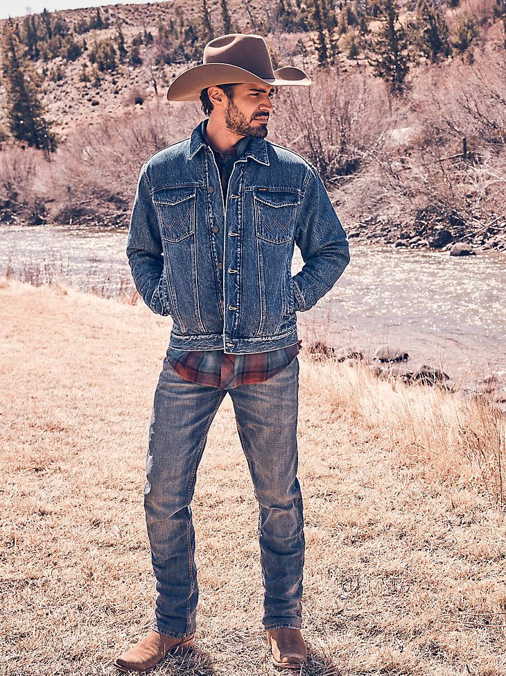 Men's Wrangler Retro Sherpa Lined Western Denim Jacket in Blue Indigo