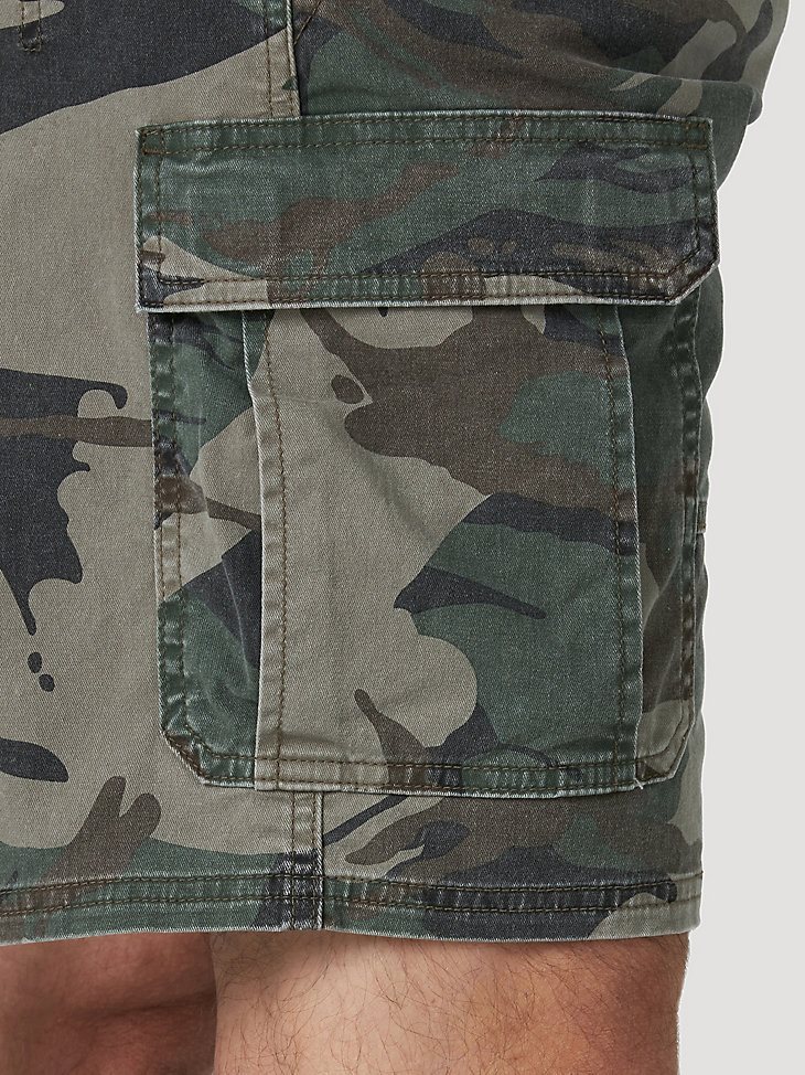 Men's Wrangler Authentics Stretch Cargo Short in Green Camo