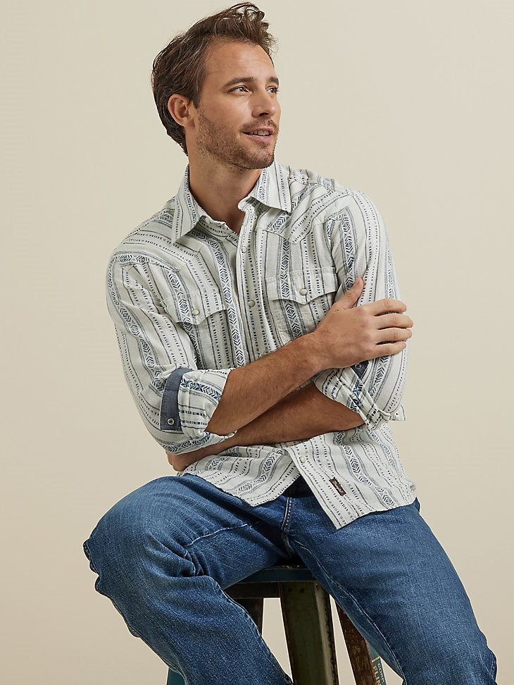 Wrangler Retro Premium Long Sleeve Linen Western Snap Shirt in White Stripe