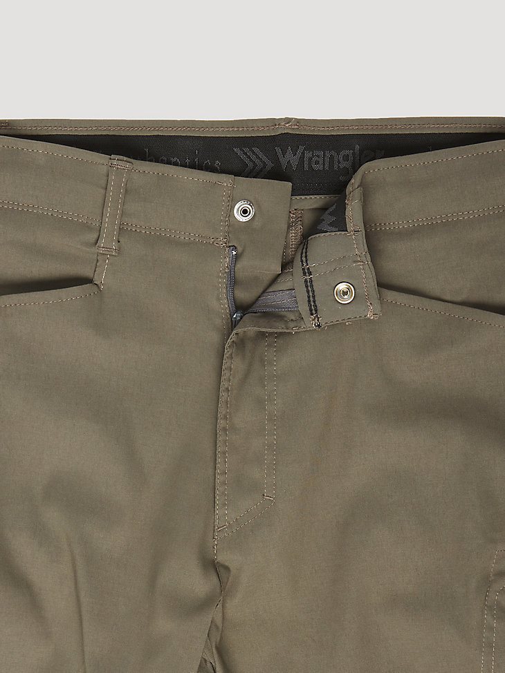Men's Wrangler Authentics Comfort Waist Cargo Short in Sagebrush