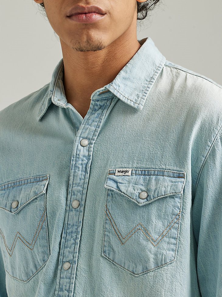 Men's Long Sleeve Western Denim Shirt in Light Wash