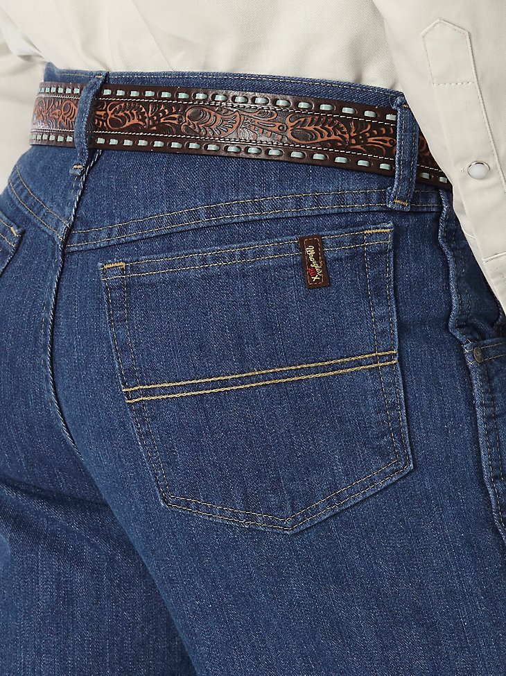 Wrangler 20X No. 23 Relaxed Fit in Vintage Blue