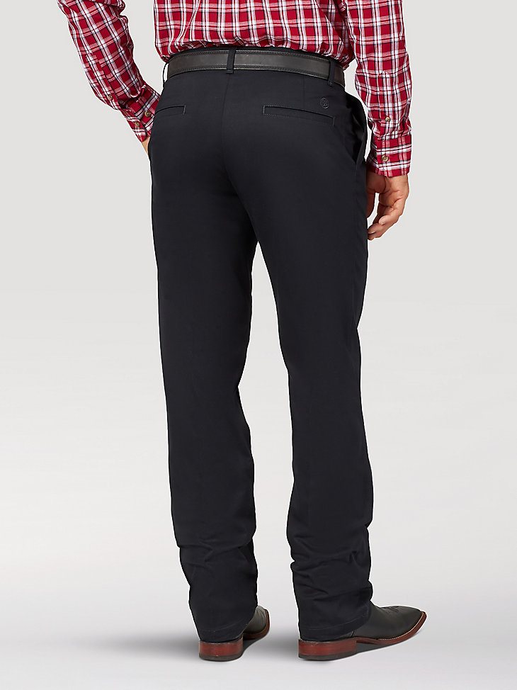 Men's Wrangler Casuals Pleated Front Relaxed Fit Pants in Black
