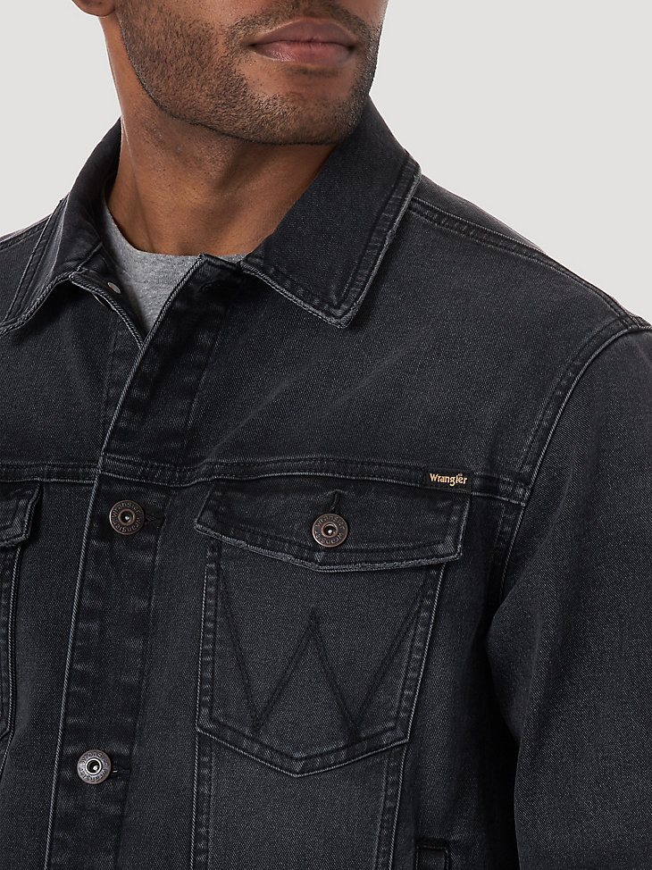 Men's Wrangler Classic Denim Trucker Jacket in Black