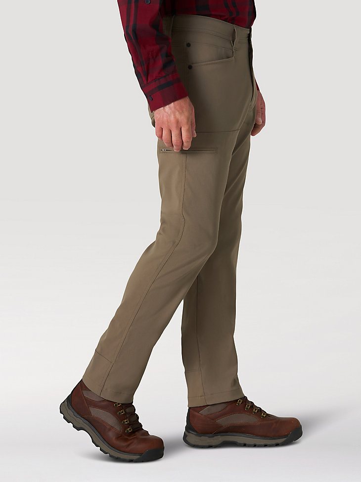 ATG by Wrangler Men's Synthetic Utility Pant in Bungee Cord