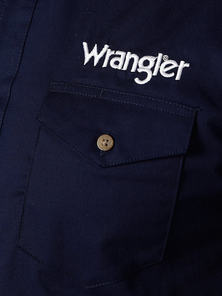Men's Wrangler Logo Long Sleeve Button Down Solid Shirt in Navy