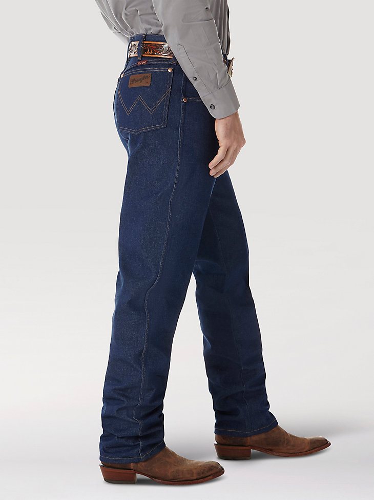 Rigid Wrangler Cowboy Cut Relaxed Fit Jean in Rigid Indigo