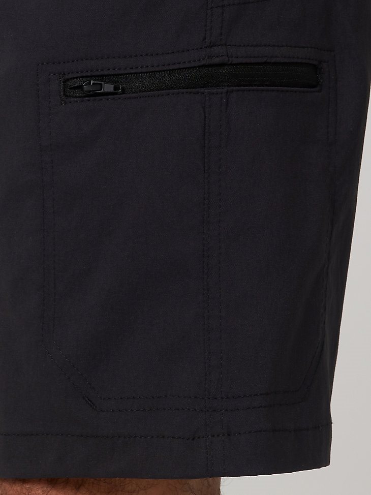 Men's Outdoor Performance Utility Short in Caviar