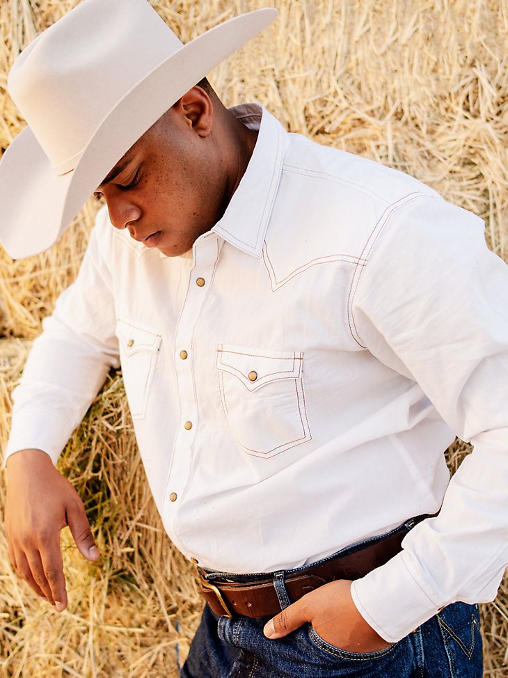 Men's Wrangler Retro Long Sleeve Western Snap Solid Dobby Shirt in White