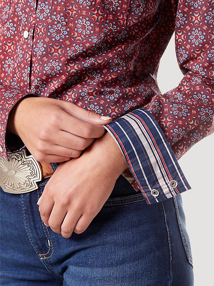 Women's Wrangler All Occasion Western Snap Shirt in True Red