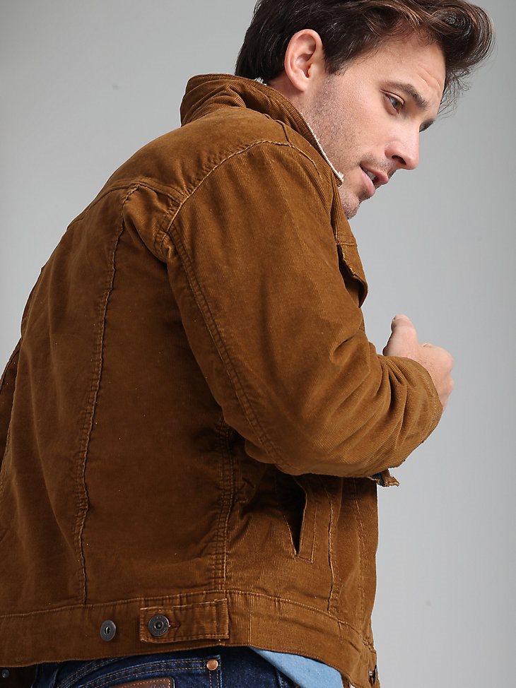 Men's Wrangler Sherpa Lined Corduroy Trucker Jacket in Monks Robe