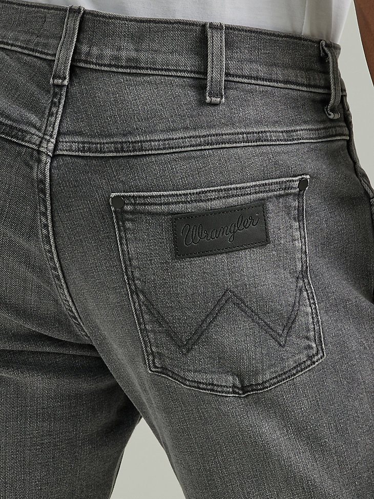 Men's Wrangler Greensboro Straight Leg Jean with Indigood in In Space