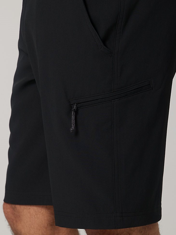 Men's Performance Elastic Waist Short in Jet Black
