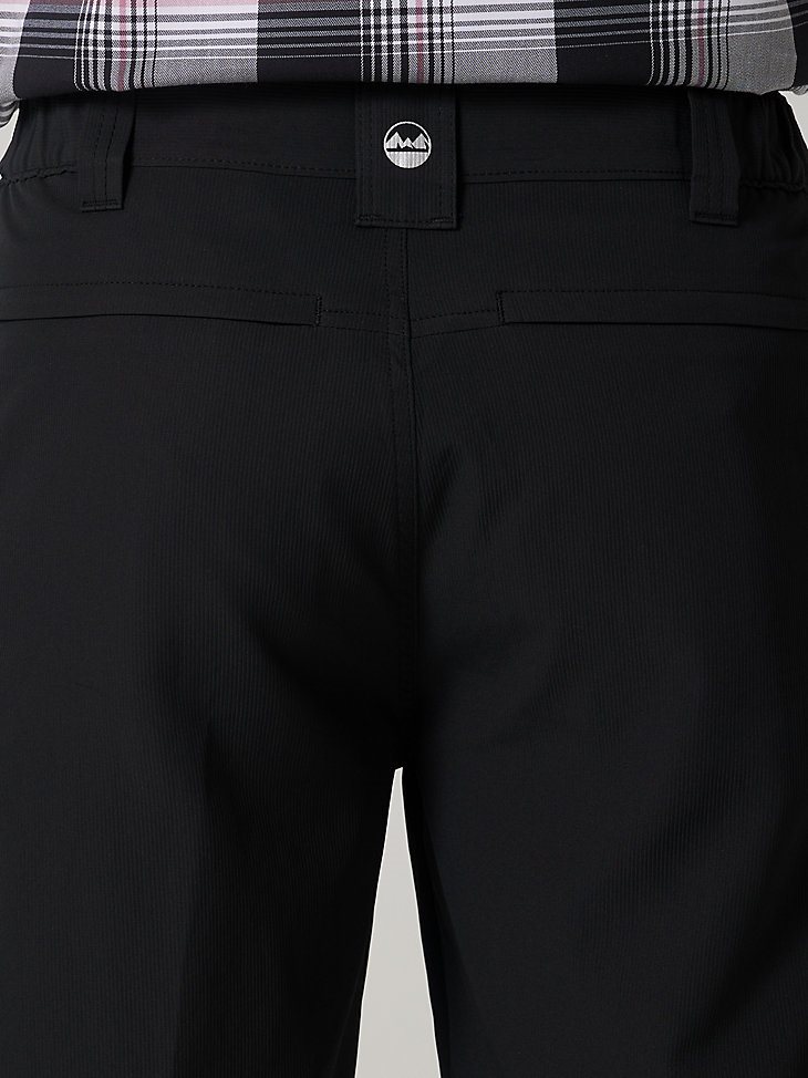 Men's Performance Elastic Waist Short in Jet Black