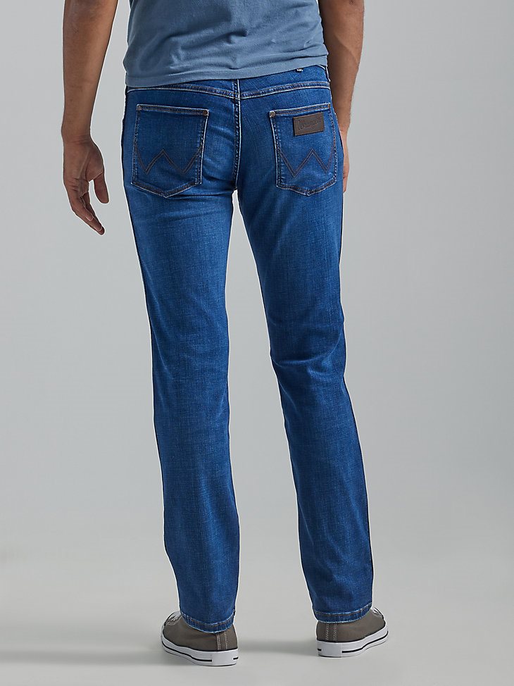 Men's Wrangler Free To Stretch Greensboro Jean in Rodeo Bull