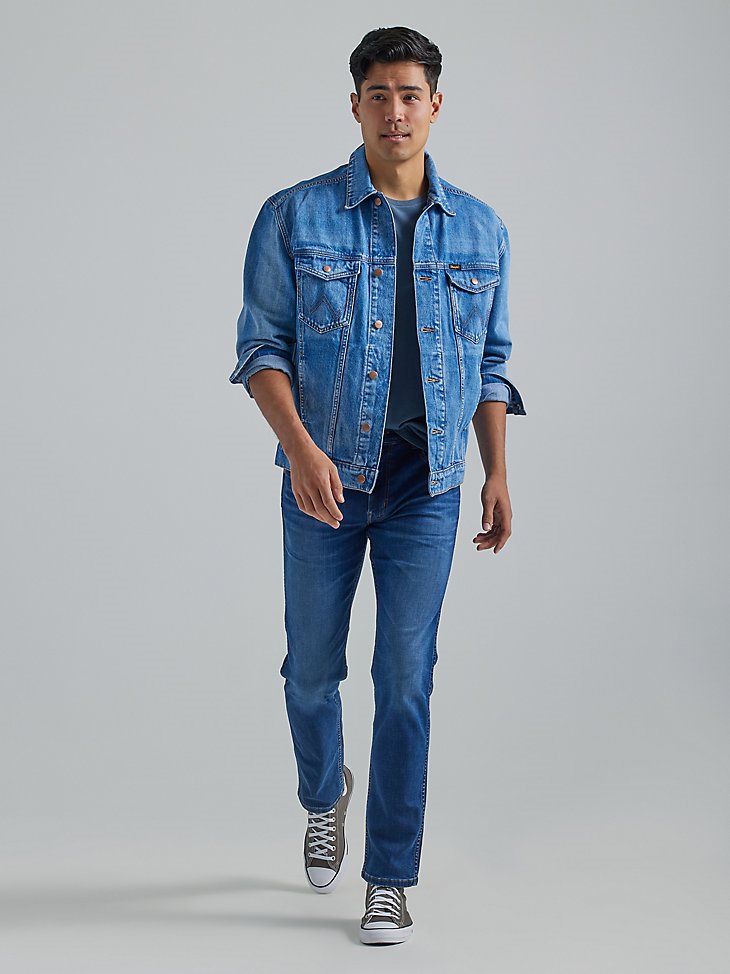 Men's Wrangler Free To Stretch Greensboro Jean in Rodeo Bull