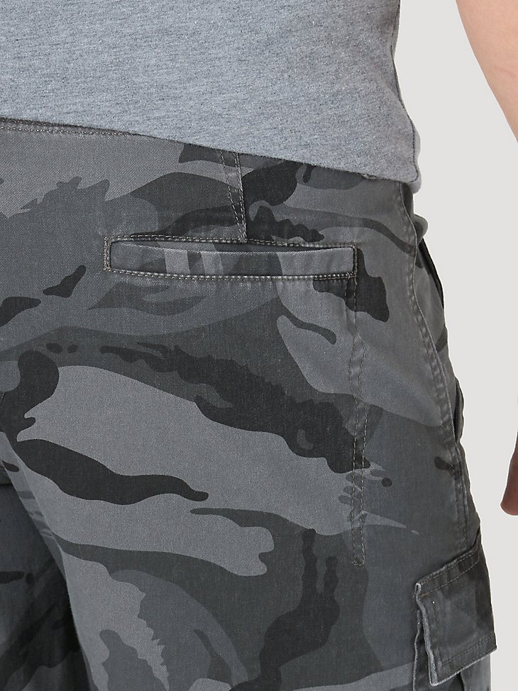 Men's Wrangler Authentics Stretch Cargo Short in Anthracite Camo