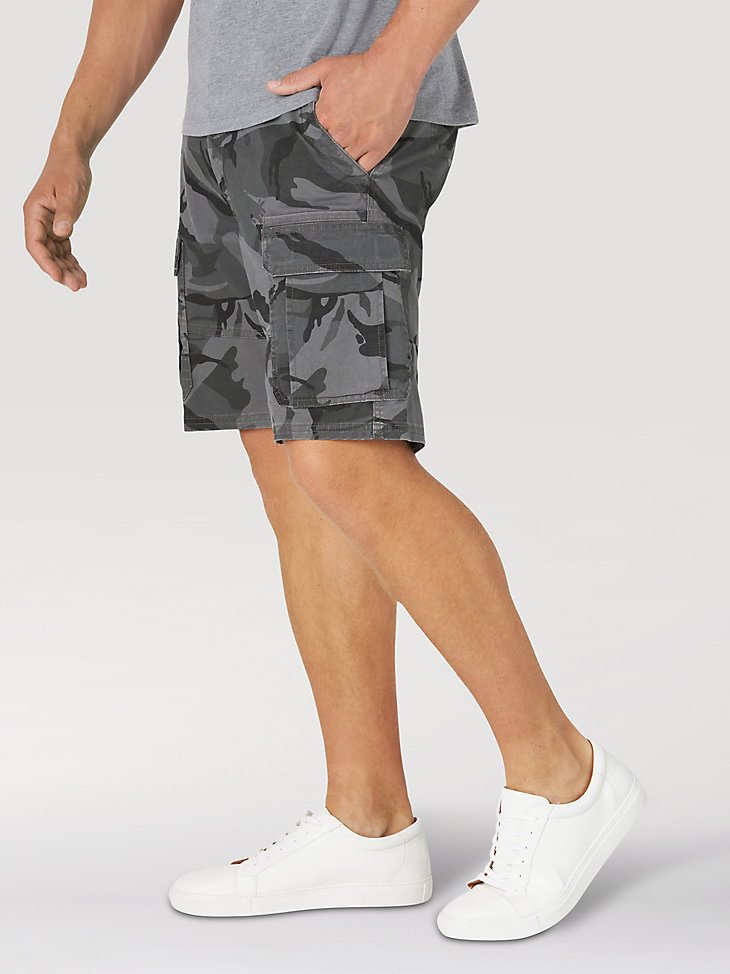 Men's Wrangler Authentics Stretch Cargo Short in Anthracite Camo