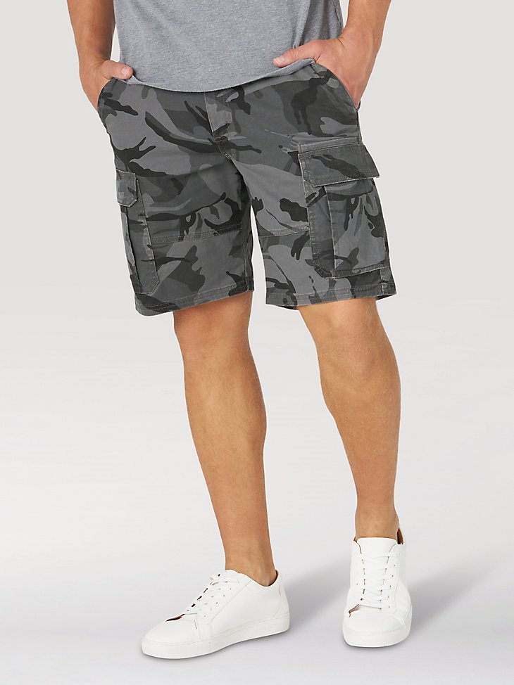 Men's Wrangler Authentics Stretch Cargo Short in Anthracite Camo