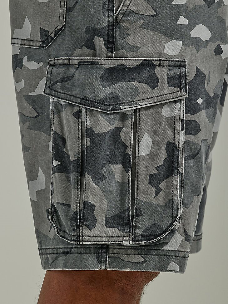 Men's Free To Stretch Drawstring Cargo Short in Monument Camo