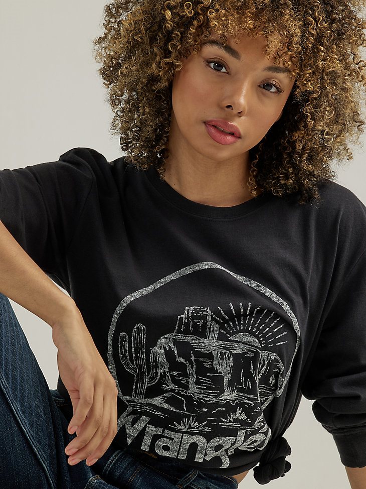 Women's Long Sleeve Watercolor Desert Graphic Tee in Washed Black