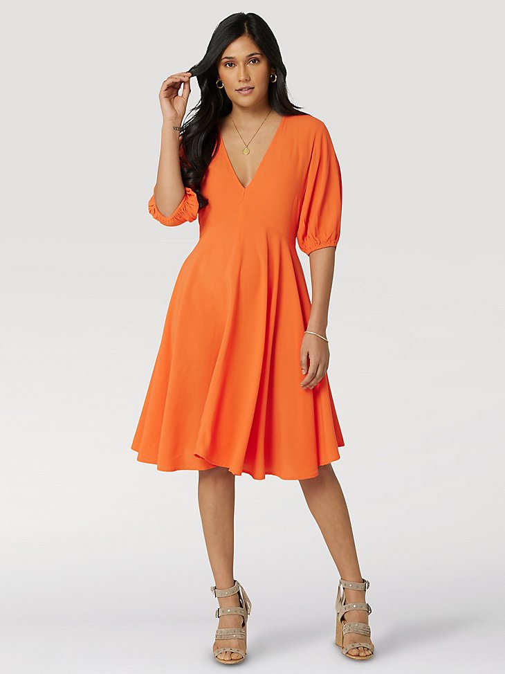Women's Wrangler Puff Sleeve Dress in Tiger Lily