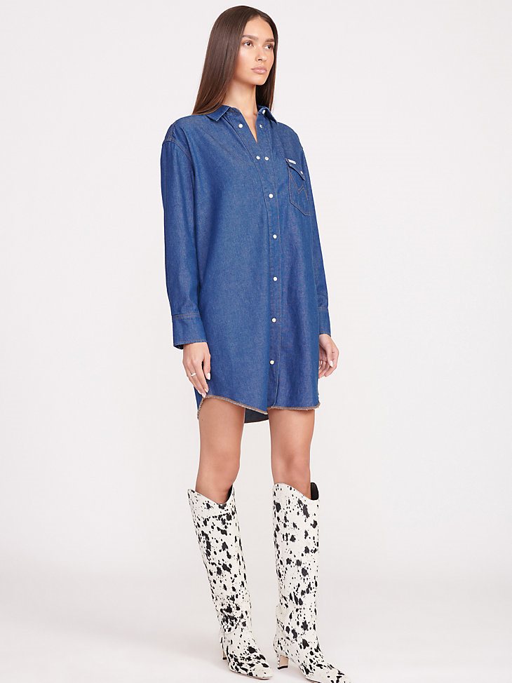 Wrangler + STAUD The Oversized Western Shirt in Dark Rinse