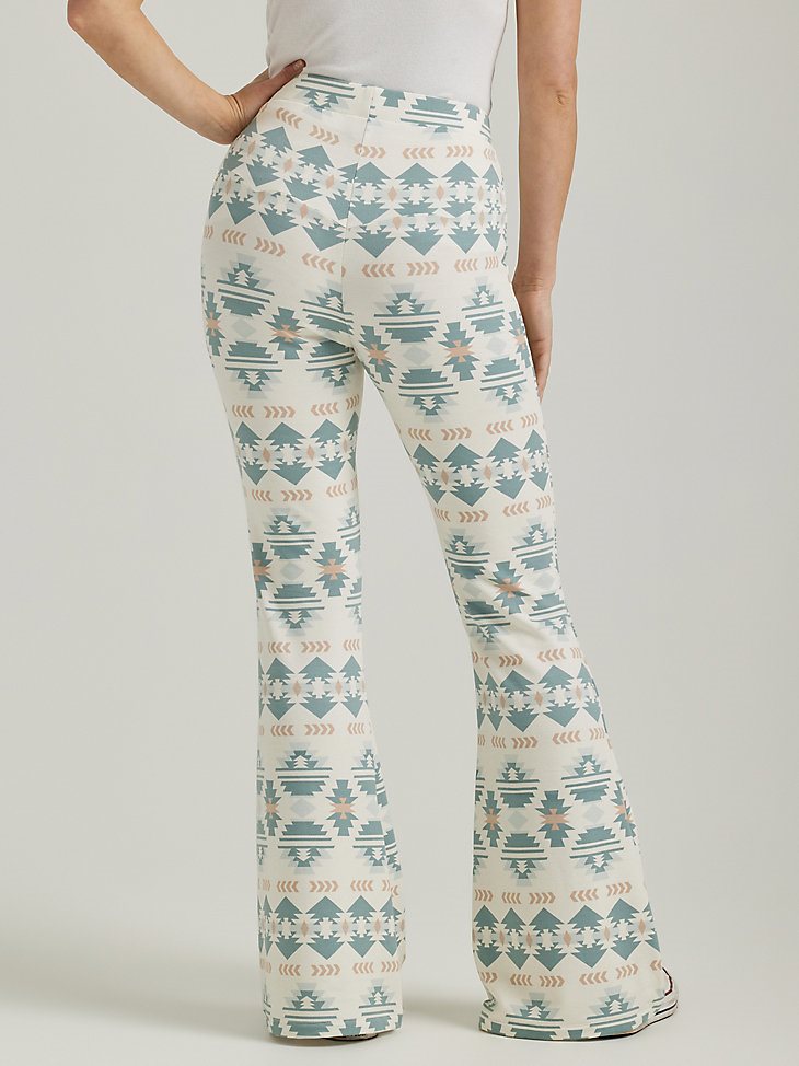 Women's Wrangler Retro Southwestern Print Lounge Pant in Antique White