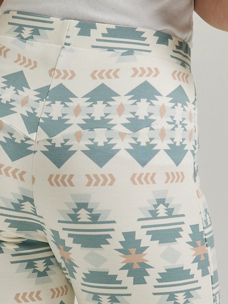 Women's Wrangler Retro Southwestern Print Lounge Pant in Antique White