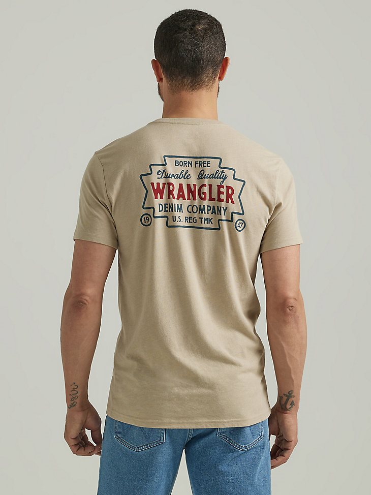 Men's Durable Quality Graphic T-Shirt in Trench Coat