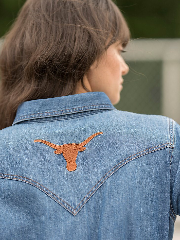 Women's Wrangler Collegiate Western Snap Denim Dress in University of Texas