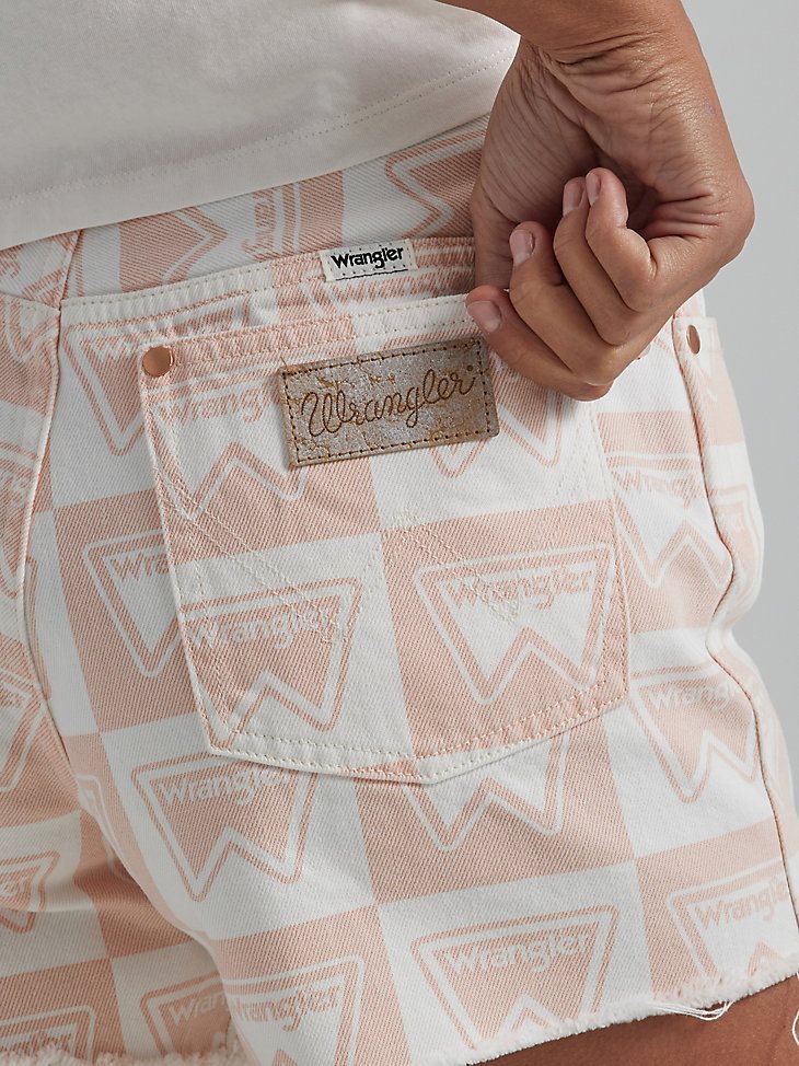 Women's Signiture Print Festival Short in Peachycinno