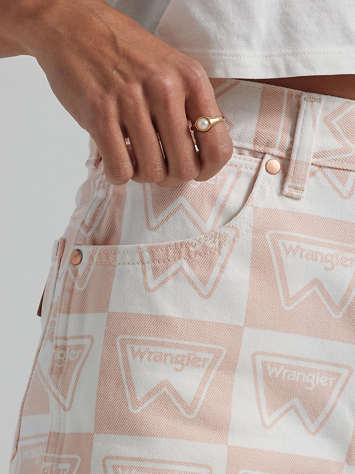 Women's Signiture Print Festival Short in Peachycinno