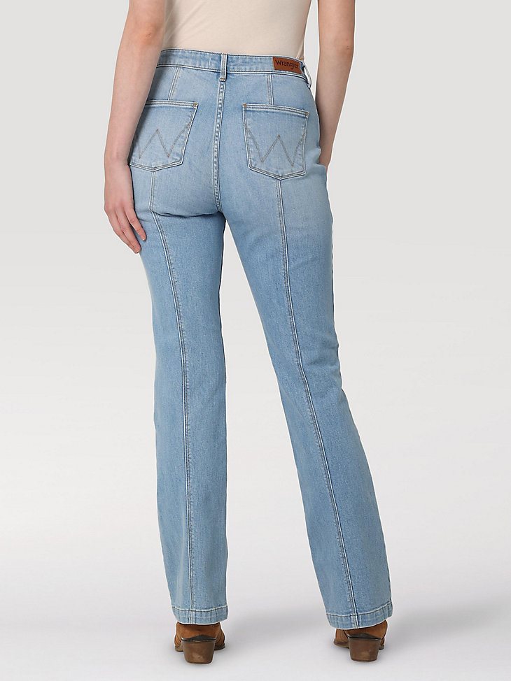 Women's Seamed Bootcut Jean in Lightwash