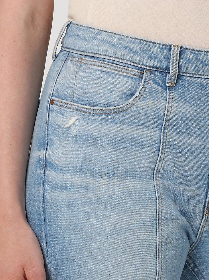 Women's Seamed Bootcut Jean in Lightwash