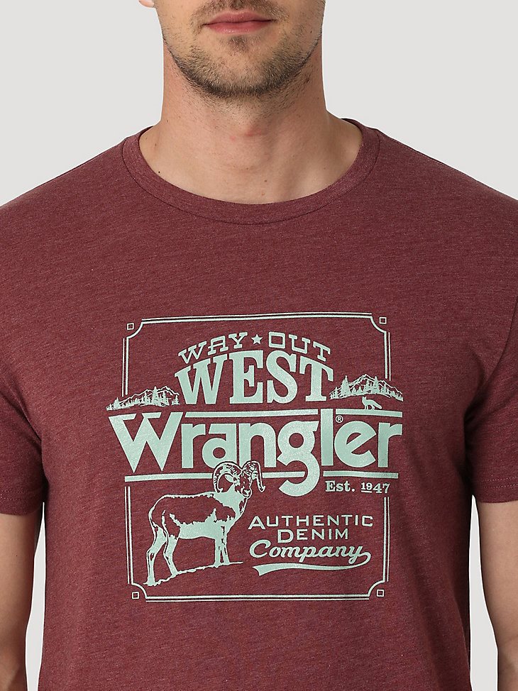 Wrangler Way Out West T-Shirt in Burgundy