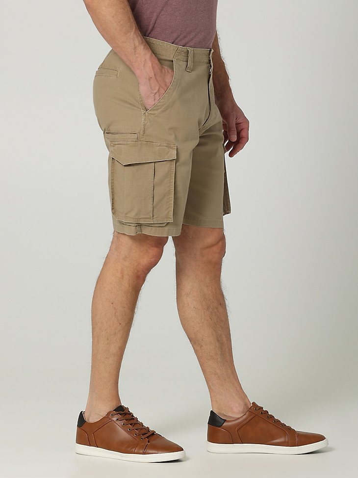 Men's Free To Stretch Ripstop Cargo Short in Petrified Oak