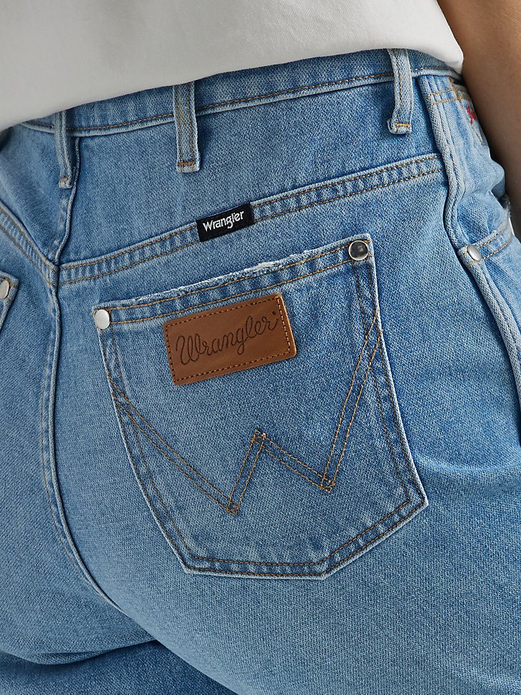 Wrangler x Fender Women's Loose Destructed Mom Jean in Light Wash