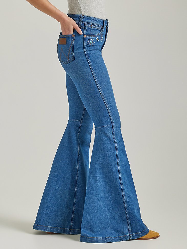 Women's Wrangler Retro Bedazzled High Rise Trumpet Flare Jean in Heidi