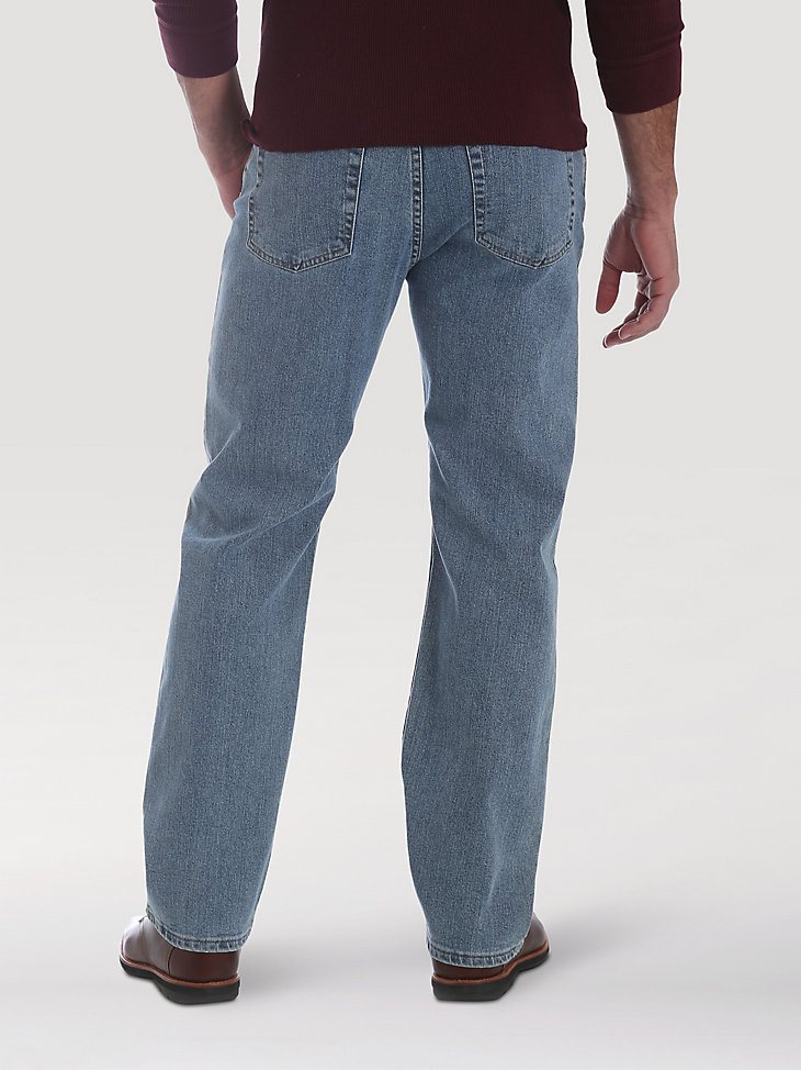 Wrangler Five Star Premium Performance Series Regular Fit Jean in Light Wash
