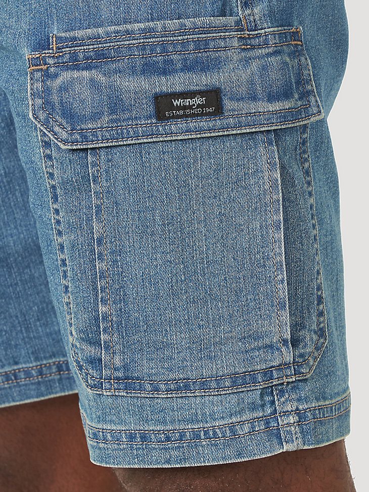 Men's Wrangler Authentics Stretch Cargo Short in Medium Tint
