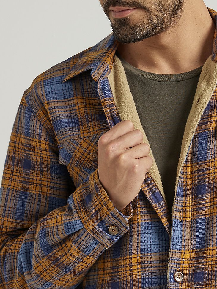 Men's Wrangler Heavyweight Plaid Sherpa Lined Shirt Jacket in Vintage Indigo