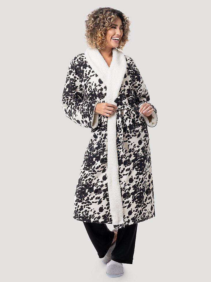 Flannel Cow Print Sherpa Lined Robe in Caviar