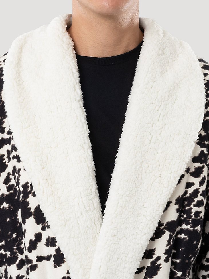 Flannel Cow Print Sherpa Lined Robe in Caviar