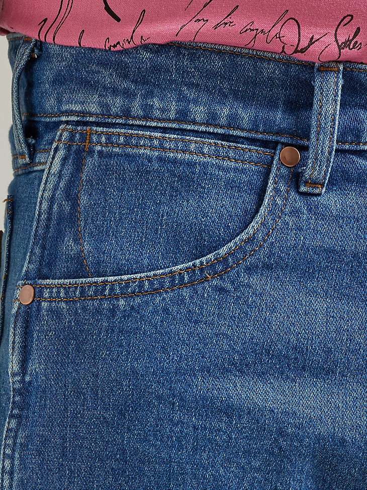 Men's Relaxed Fit Denim Short in Cowboy Mid Wash