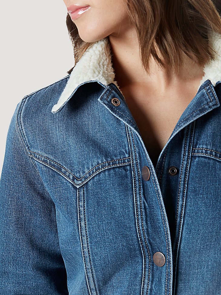 Women's Wrangler Sherpa Lined Denim Barn Jacket in Denim